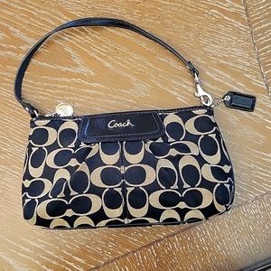 Coach clutch, large wristlet, like new, black and gray/biege